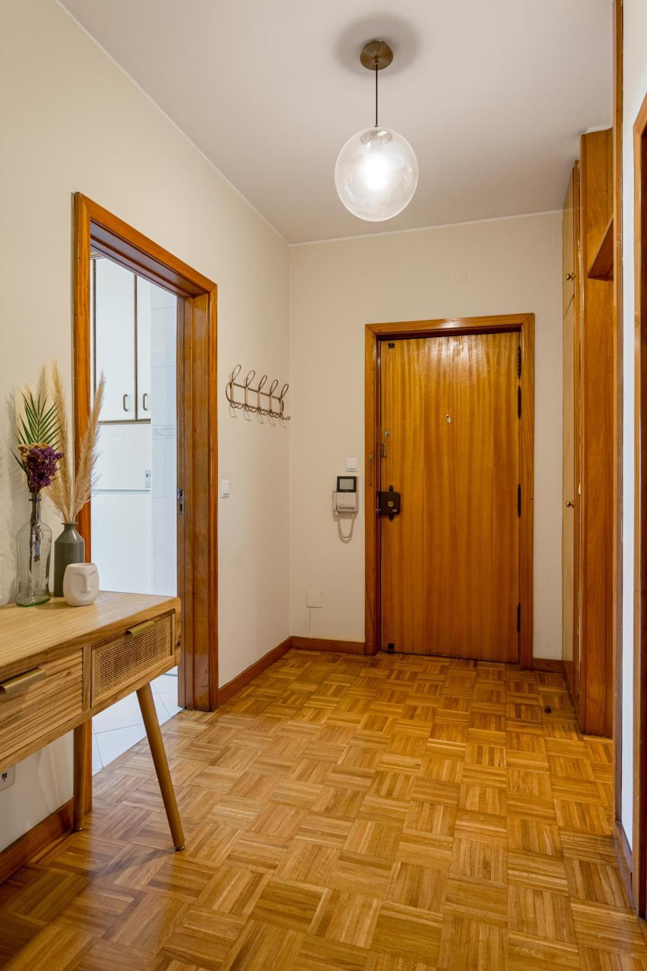 Joivy Stylish City Centre Flat With Parking Maía Esterno foto