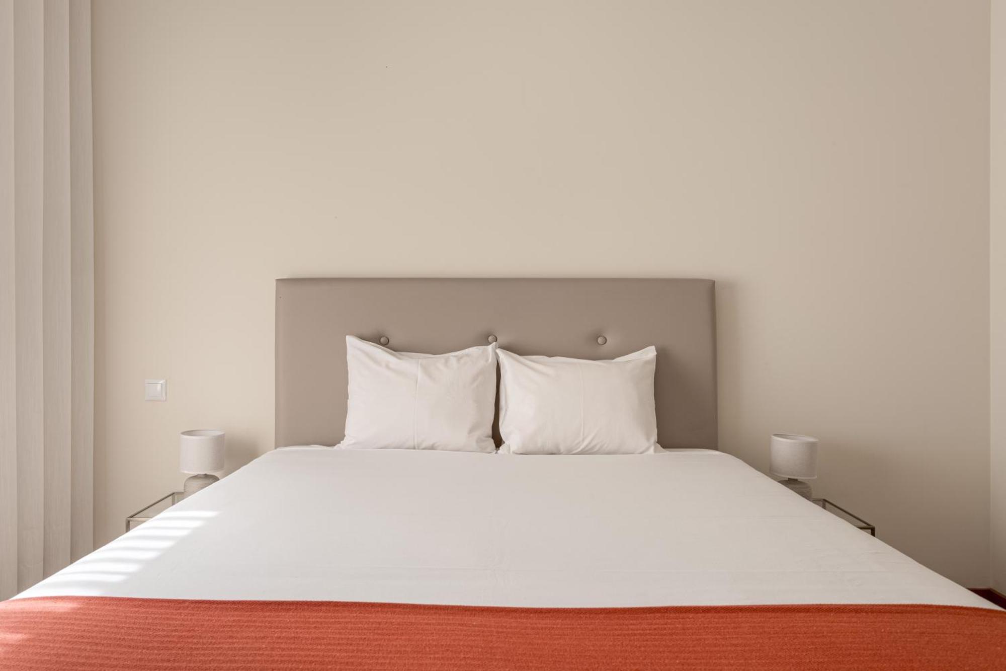 Joivy Stylish City Centre Flat With Parking Maía Esterno foto