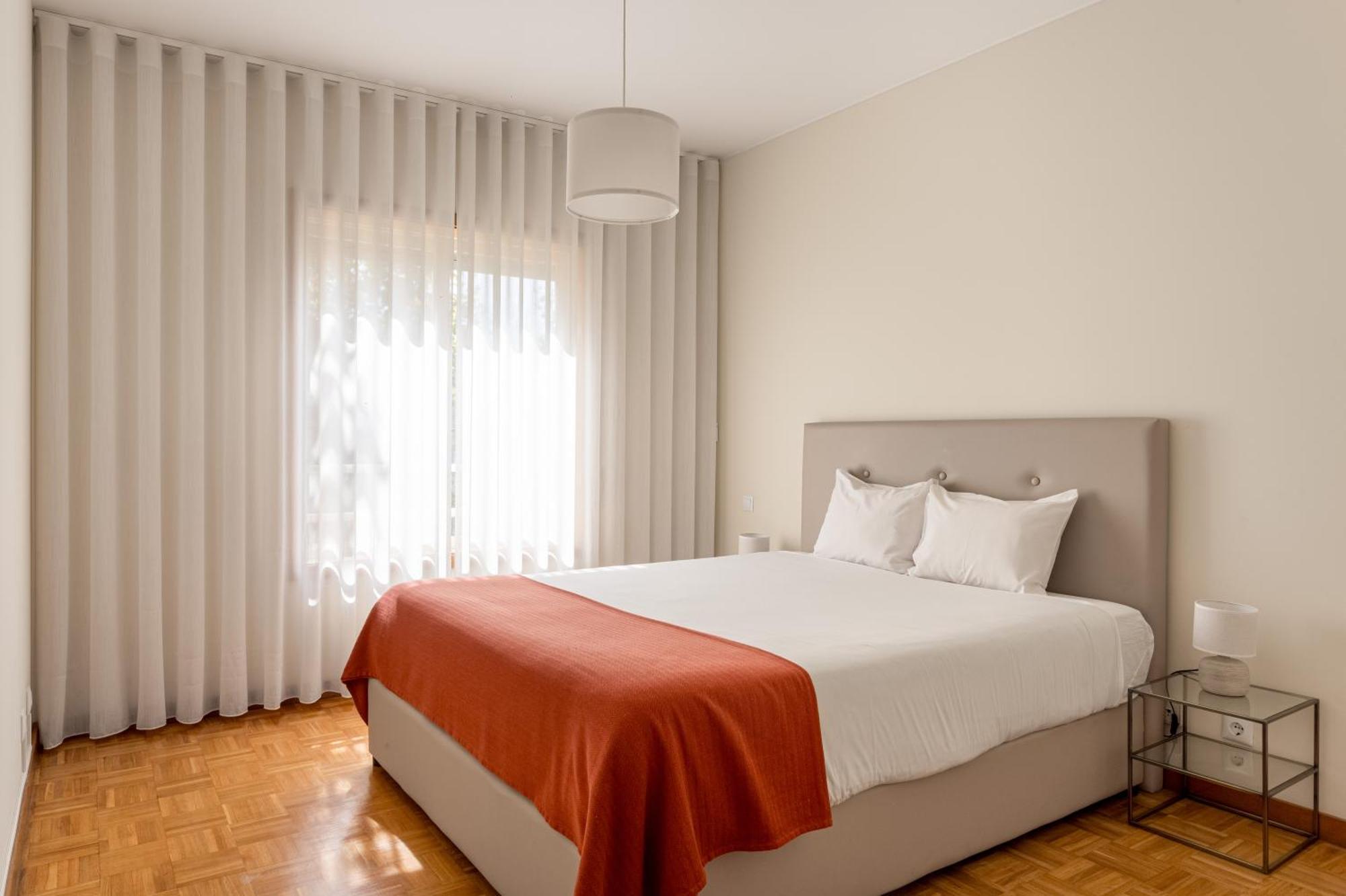 Joivy Stylish City Centre Flat With Parking Maía Esterno foto