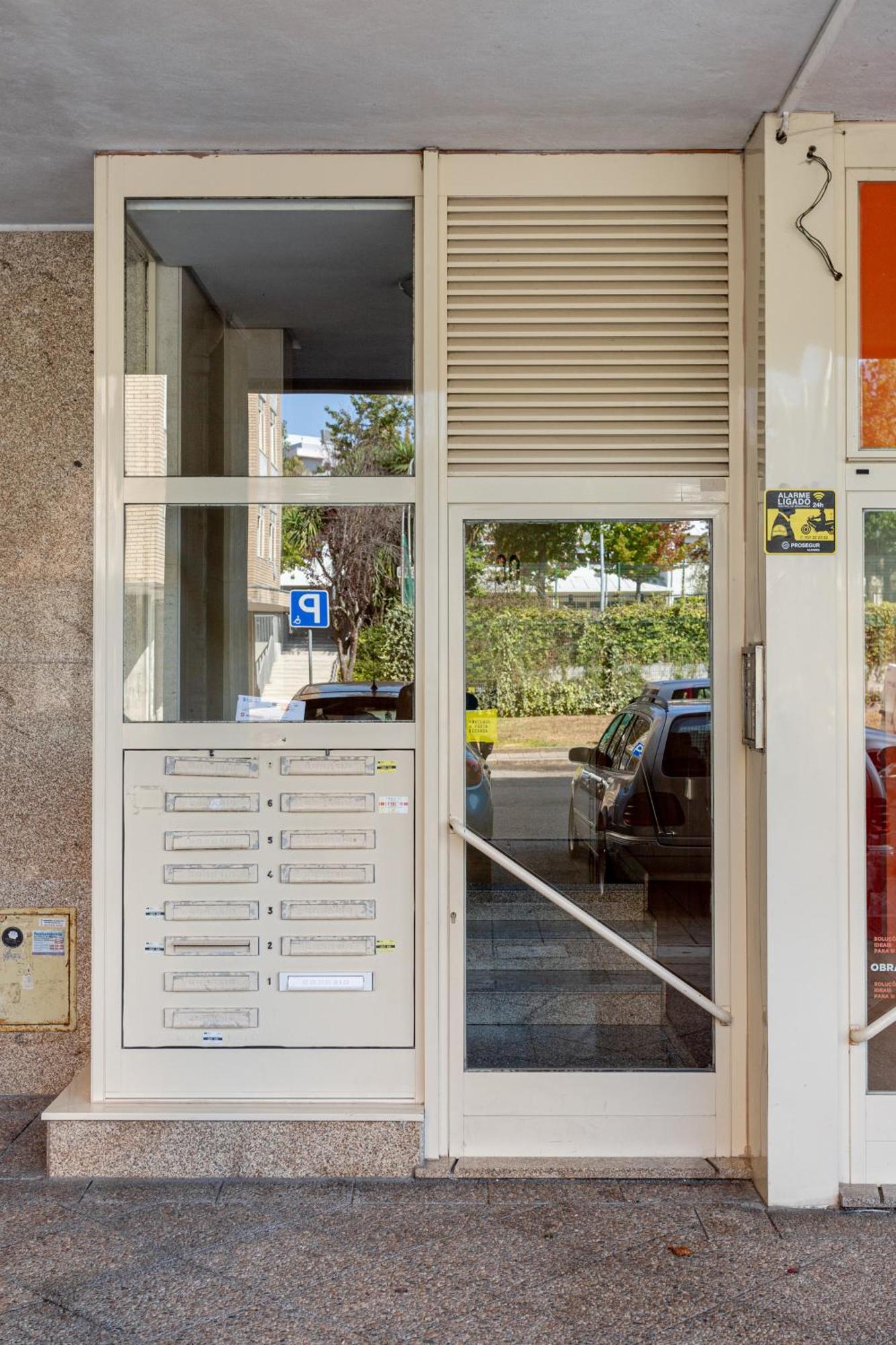 Joivy Stylish City Centre Flat With Parking Maía Esterno foto